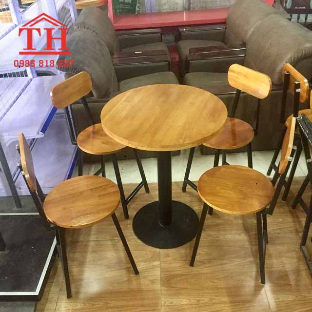 Bộ bàn ghế gỗ quán cafe chân sắt